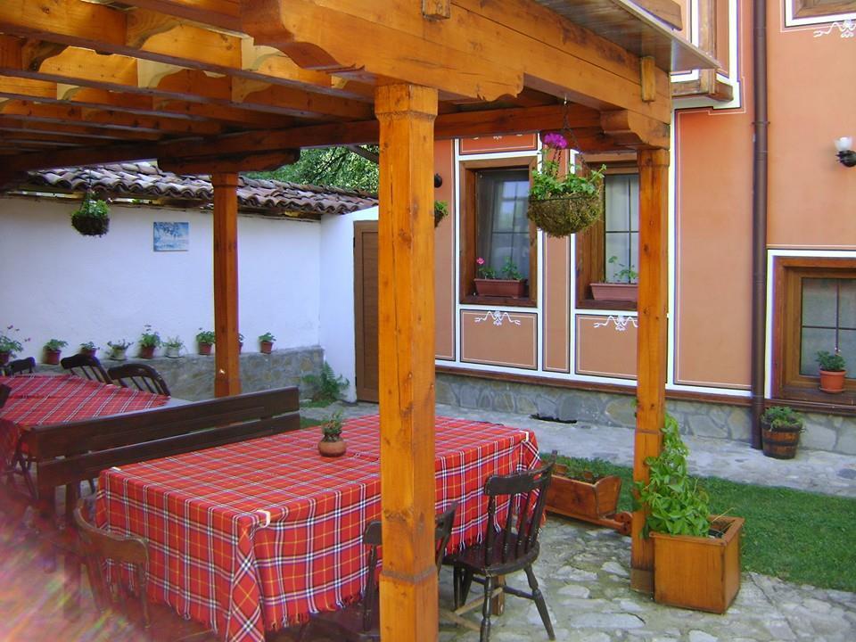 Guest House Todorini Kashti Копривштица Экстерьер фото