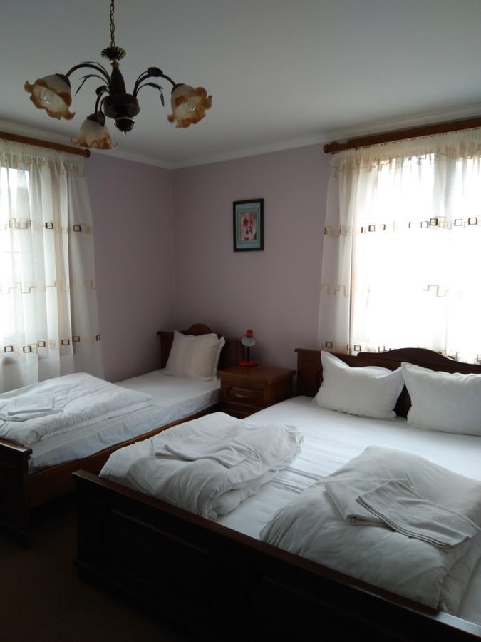 Guest House Todorini Kashti Копривштица Экстерьер фото