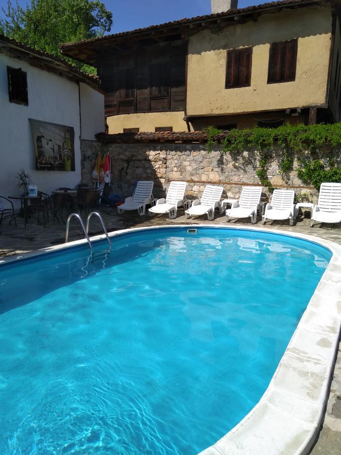 Guest House Todorini Kashti Копривштица Экстерьер фото